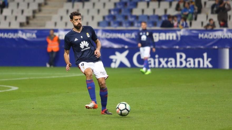 El partido entre el Real Oviedo y el Tenerife, en imágenes