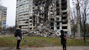 Bombardeo por parte de las tropas rusas en Járkov, Ucrania
