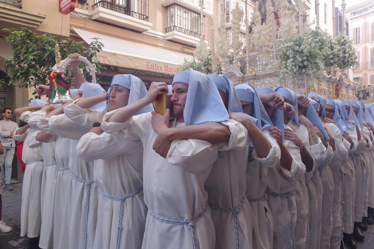 Fotos de la procesión de Araceli por el Centro de Málaga