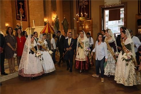 Ofrenda de flores a Sant Pasqual en Vila-real