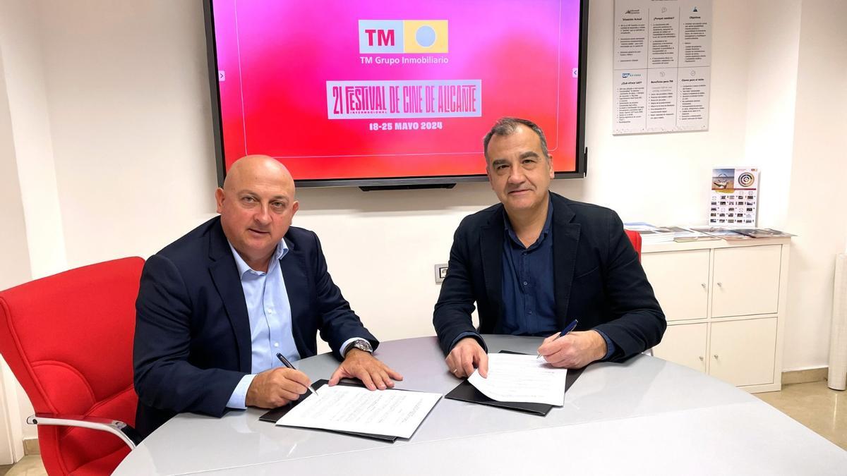 Pablo Serna, CEO de TM Grupo Inmobiliario y Vicente Seva, director del Festival Internacional de Cine de Alicante