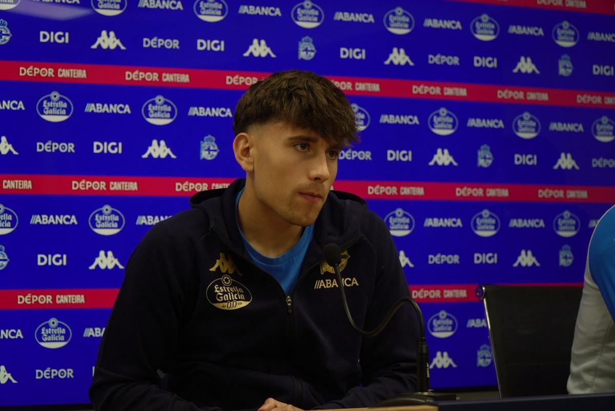Hugo Ríos, en la sala de prensa.