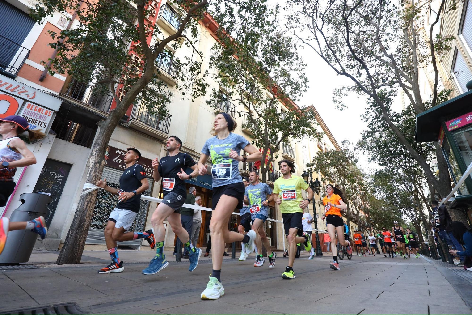 En imágenes | Búscate en el Medio Maratón de Zaragoza 2024