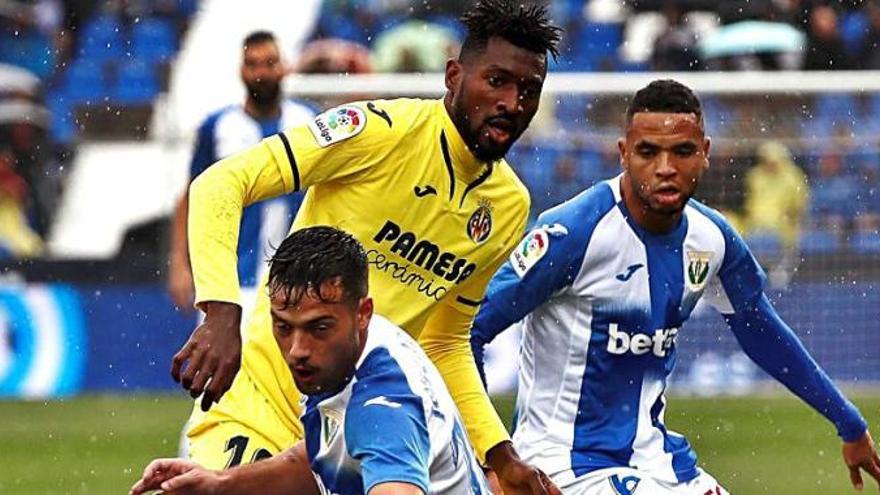 Zambo Anguissa, del Villarreal, en un partido contra el Leganés.