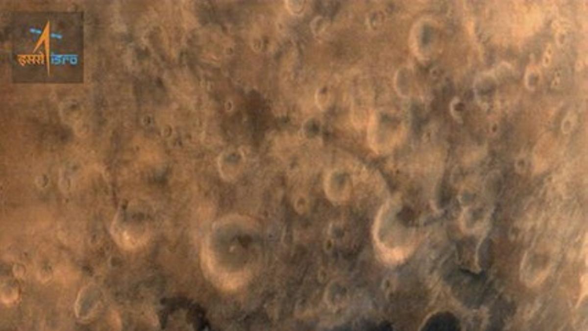 La superficie de Marte desde la nave 'Mangalyaan'.