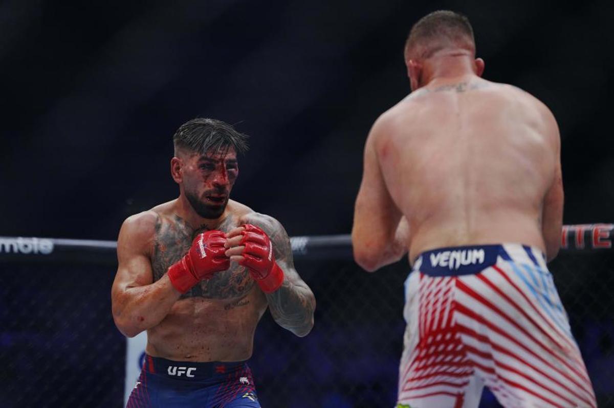 Gaethje and Ilia Topuria meet in the octagon for a 5-round bout at UFC Freedom 250  in Las Vegas, NV. (Photo by Louis Grasse/PXImages),Image: 1110349469, License: Rights-managed, Restrictions: , Model Release: no , Credit line: Louis Grasse / Zuma Press / Europa Press Editorial licence valid only for Spain and 3 MONTHS from the date of the image, then delete it from your archive. For non-editorial and non-licensed use, please contact EUROPA PRESS. Louis Grasse / Zuma Press / Europa Press / ContactoPhoto 14/06/2026