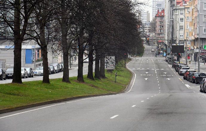 Calles vacías en A Coruña el Día del Padre