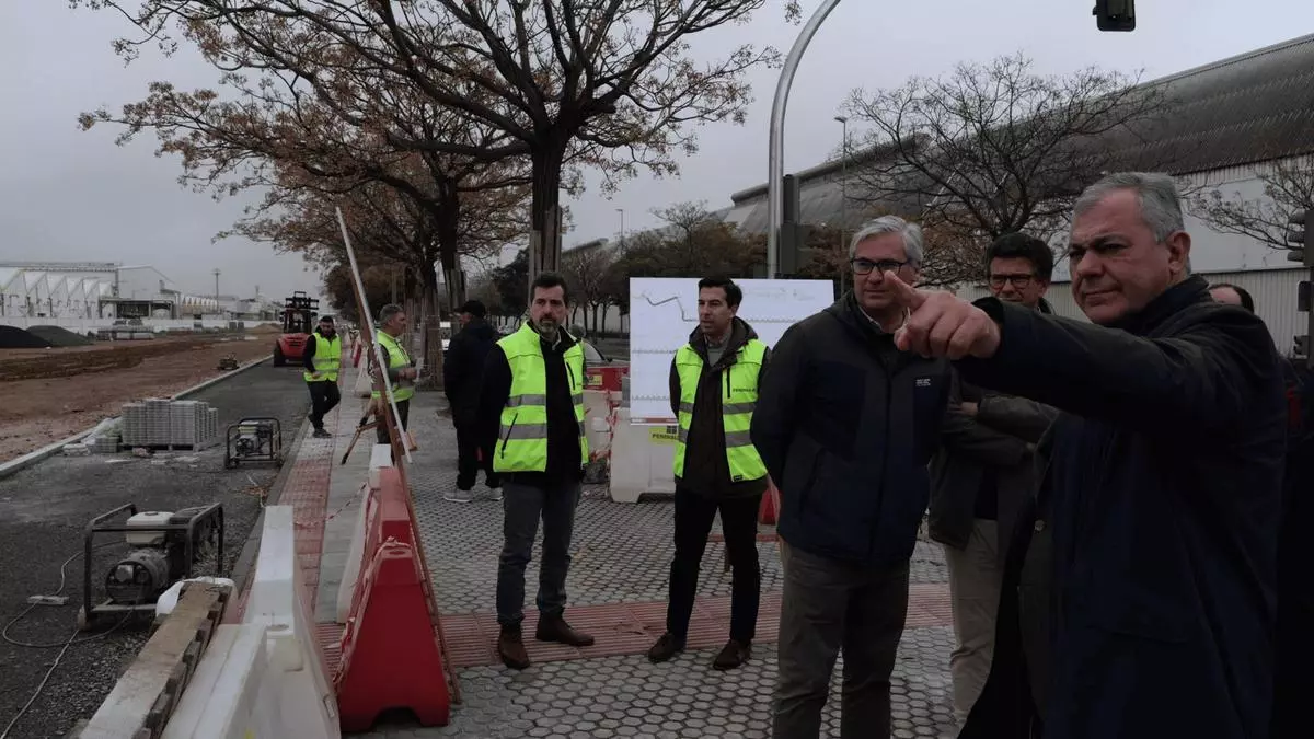 Así avanzan las obras del nuevo carril bici de San Jerónimo hasta el centro: 1,6 km que estarán acabados en mayo