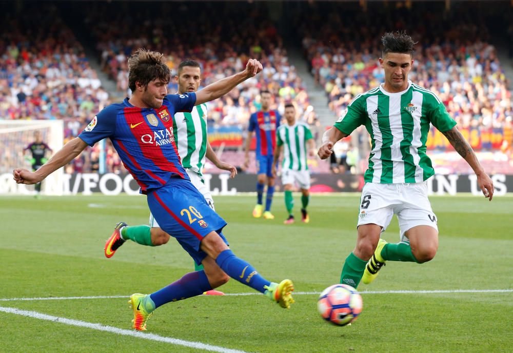 Las mejores imágenes del partido entre el Barcelona y el Betis.