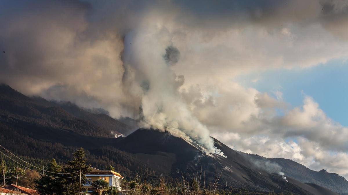 Volcán de Cumbre Vieja, a 19 de noviembre de 2021, en La Palma