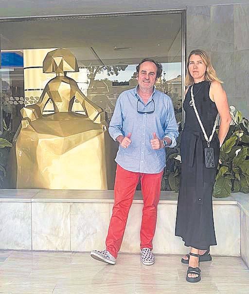 15 El artista Felipao y Olga Putimtseva Alkhimovich.jpg