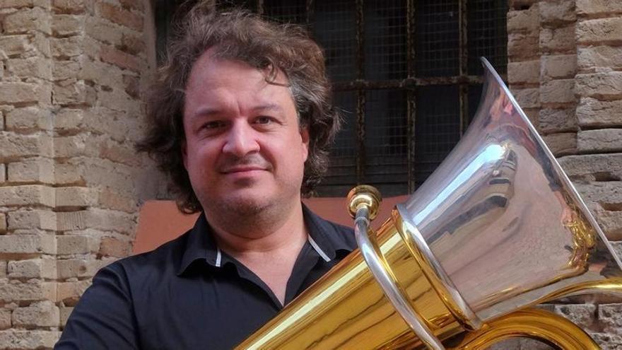 Sergio Finca Quirós, músico y pregonero en Noreña: "Las fiestas del Ecce Homo las viví y llevé muy dentro siempre"