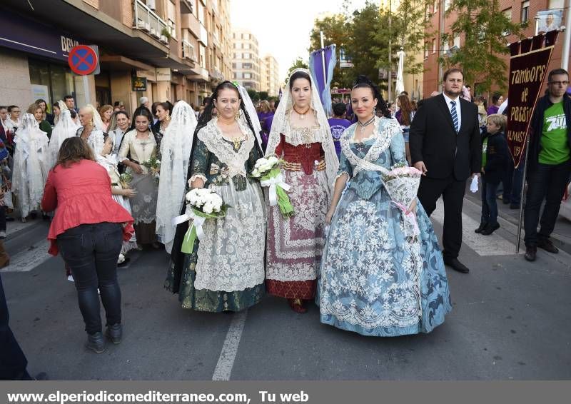 Galería de fotos -- Manto de fe y devoción para la patrona de Almassora