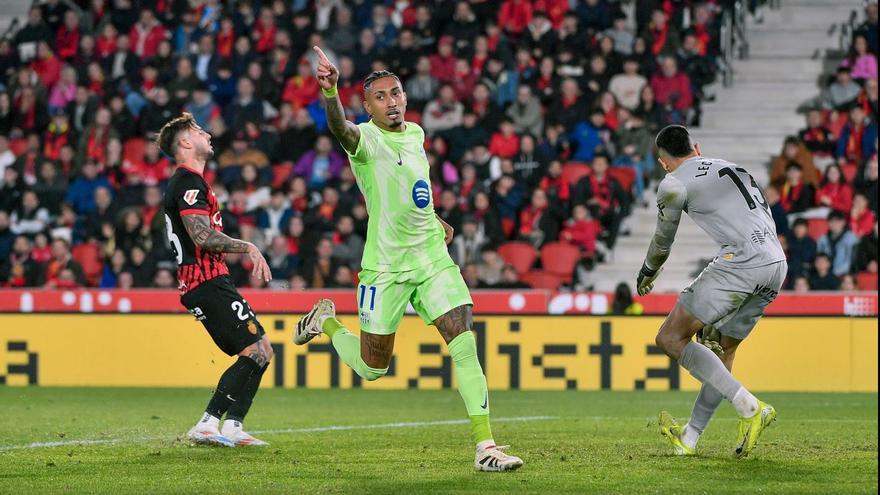 La opinión de Matías Vallés sobre el RCD Mallorca-FC Barcelona:  El Mallorca se gana una goleada de chiste