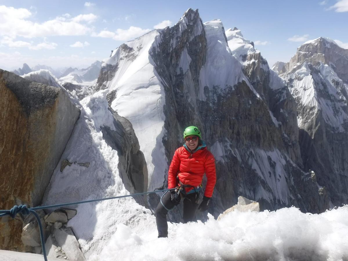 Cordada de Nieves Gil y Lucía Guichot en La Torre Sin Nombre del Karakórum
