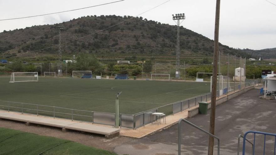 Campo de fútbol Xulla-Vicent Graullera de Sagunt.
