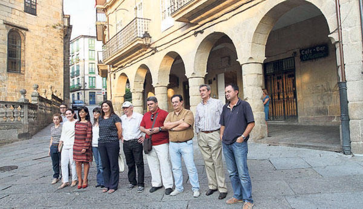 Arquitectos, delante de la Casa do Transeunte.  // Iñaki Osorio