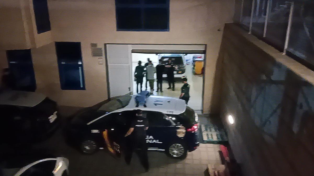 Los presuntos violadores de la agresión grupal en Gran Canaria se dirigen a prisión