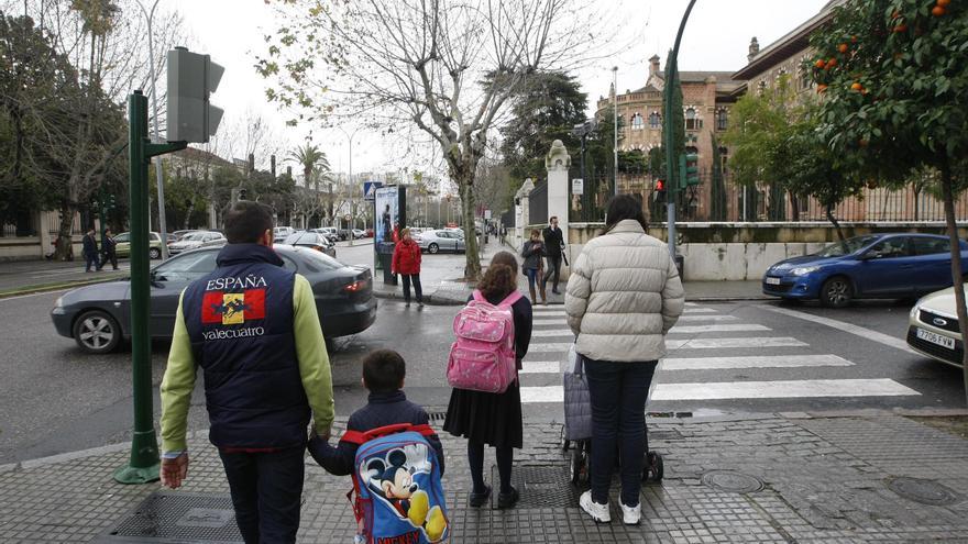 A Pata exige a la Junta que amplíe el acerado en la reforma de la avenida de Medina Azahara