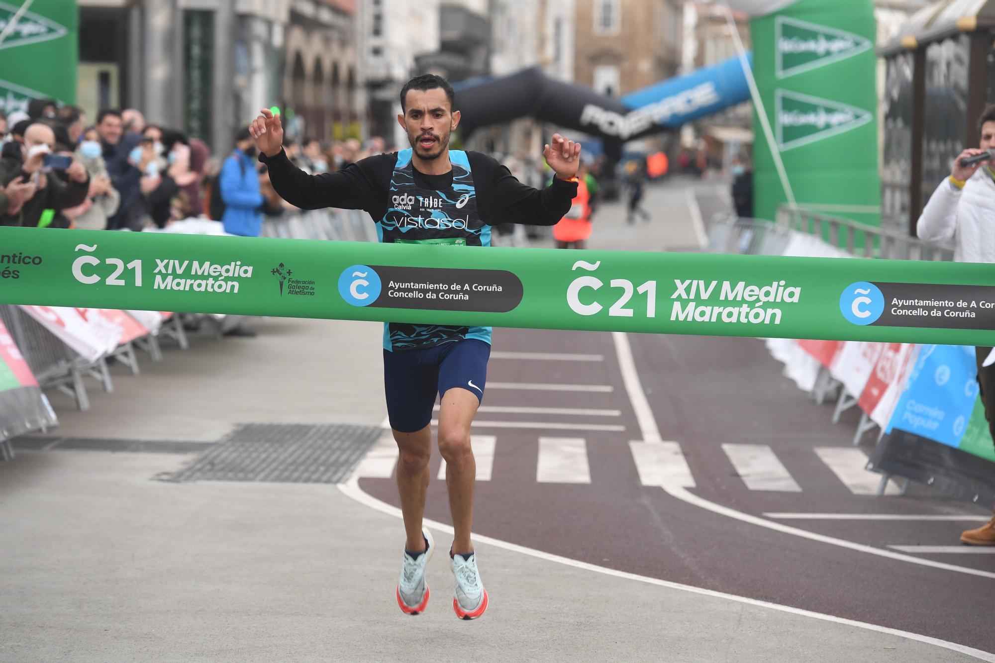 CORUÑA 21 | Búscate en la galería del Medio Maratón de A Coruña - La  Opinión de A Coruña