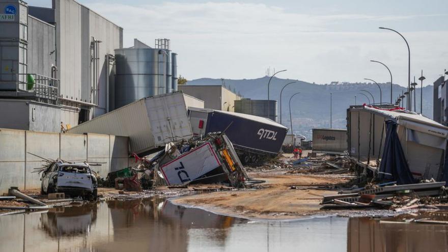Walk in Pitas suspende la venta online al inundarse su almacén en Ribarroja tras la dana de Valencia