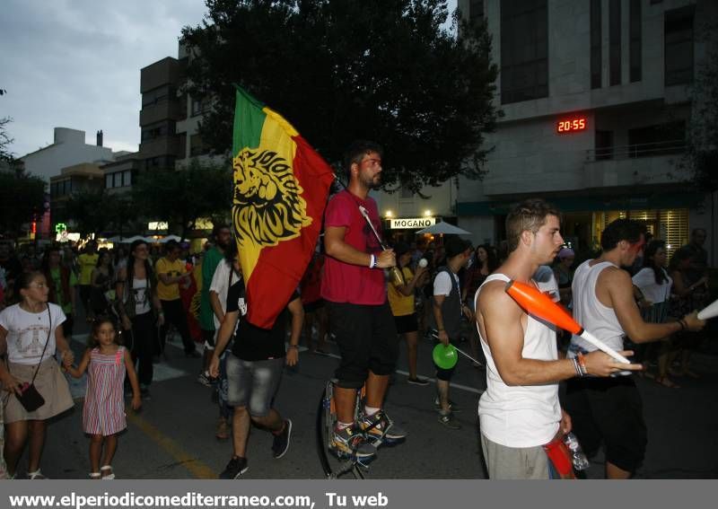 Galería de fotos -- El Rototom inunda Benicàssim de reggae