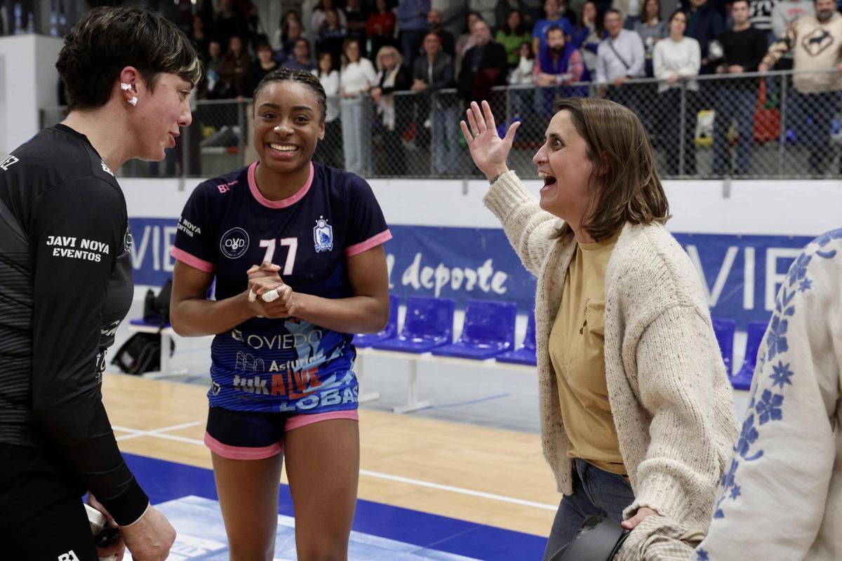 El Lobas Oviedo Balonmano Femenino gana al Lleida y asciende a la Liga Guerreras Iberdrola El Lobas Oviedo Balonmano Femenino gana al Lleida y asciende a la Liga Guerreras Iberdrola