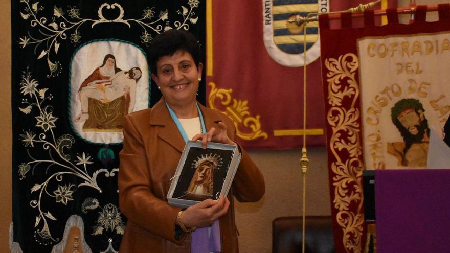 &quot;Si acompañamos a Cristo en su pasión y muerte podremos unirnos a él en su gloria&quot;