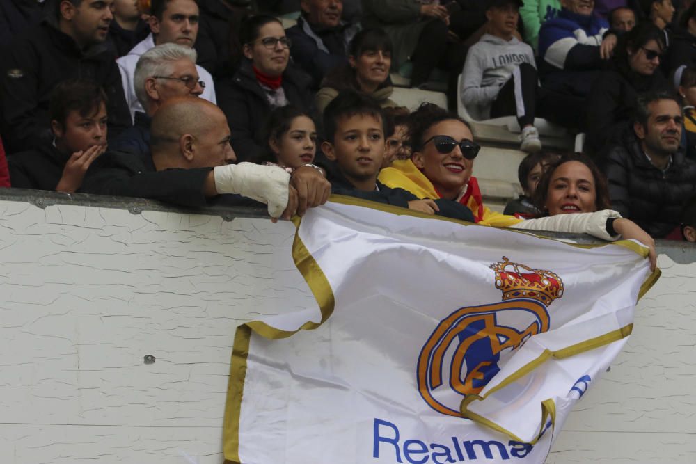 El partido del Real Madrid- Zamora CF de veteranos, en imágenes