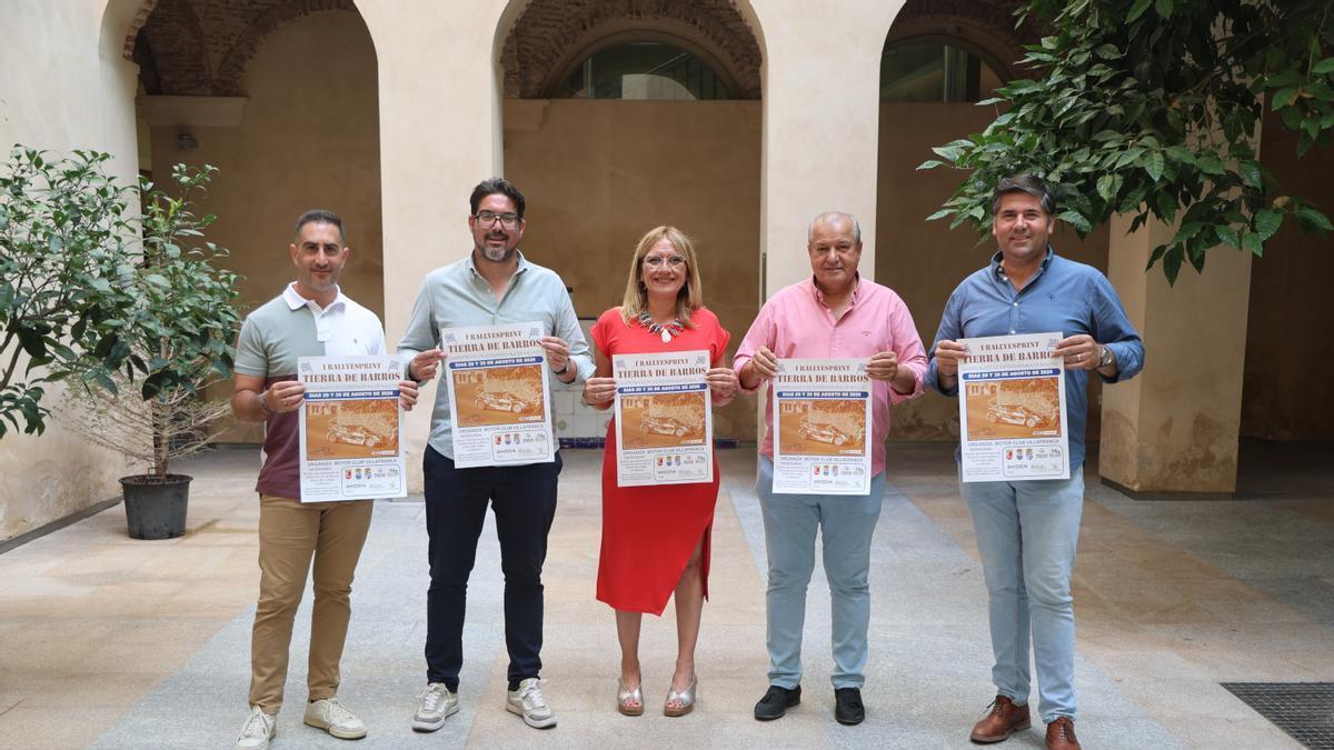 De izquierda a derecha; Emilio Sánchez, Juan Francisco Díaz, Paqui Silva, Pedro Pecero y Eduardo Jiménez en la presentación del evento.