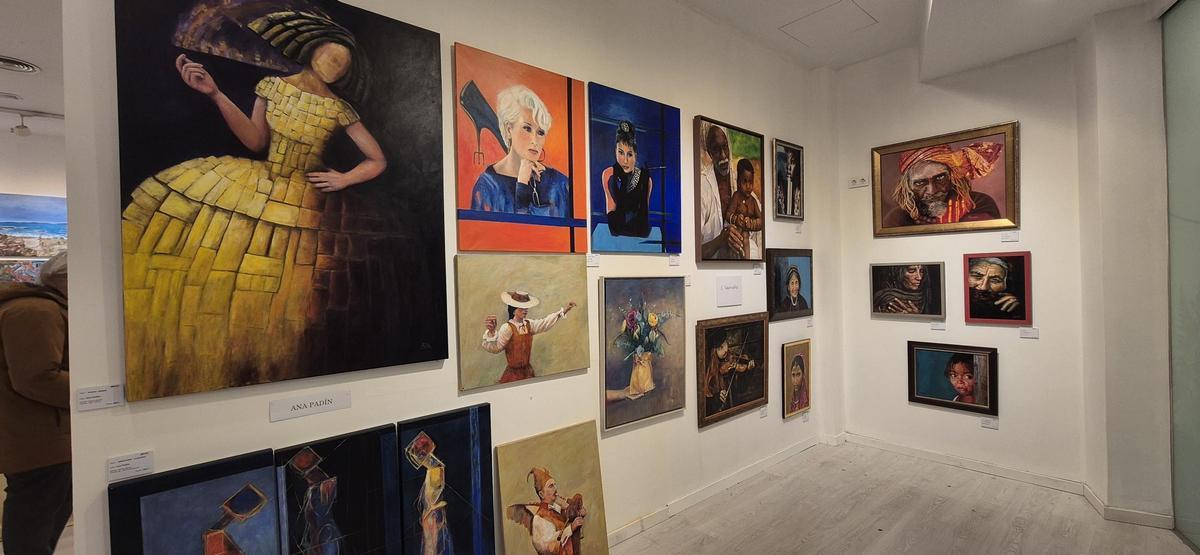 De un Ikea a una exposición de pinturas en pleno centro comercial de Vigo