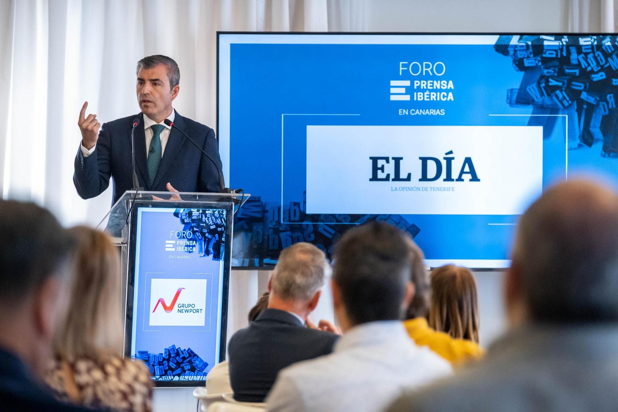 Foro con Manuel Domínguez