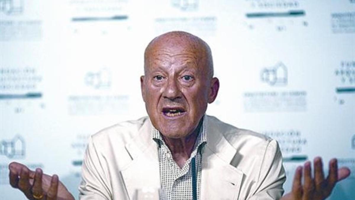 El arquitecto Norman Foster, ayer en el congreso de Pamplona.