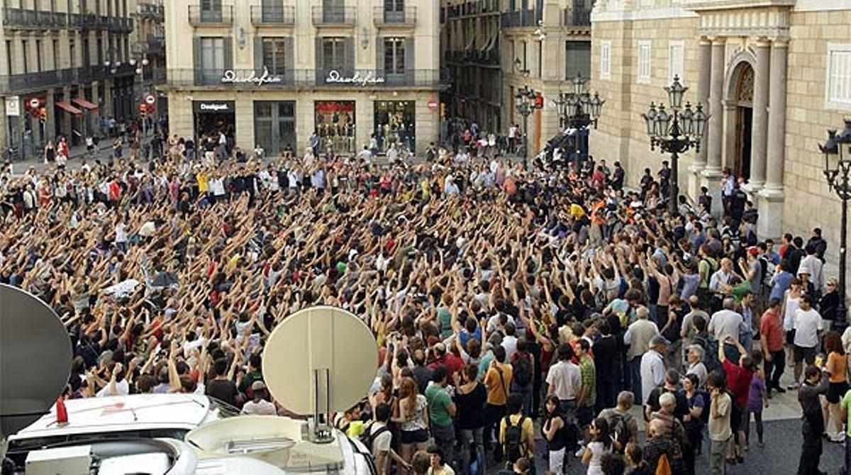 Aquest vespre a la plaça de Sant Jaume de Barcelona.