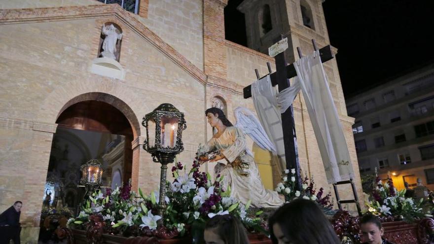 Martes Santo con rostro de mujer en Torrevieja