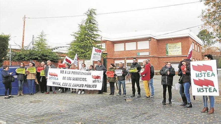 cubierta la PLAZA DE AYUDANTE DE COCINA EN EL CARMONA SOSA, según ugt