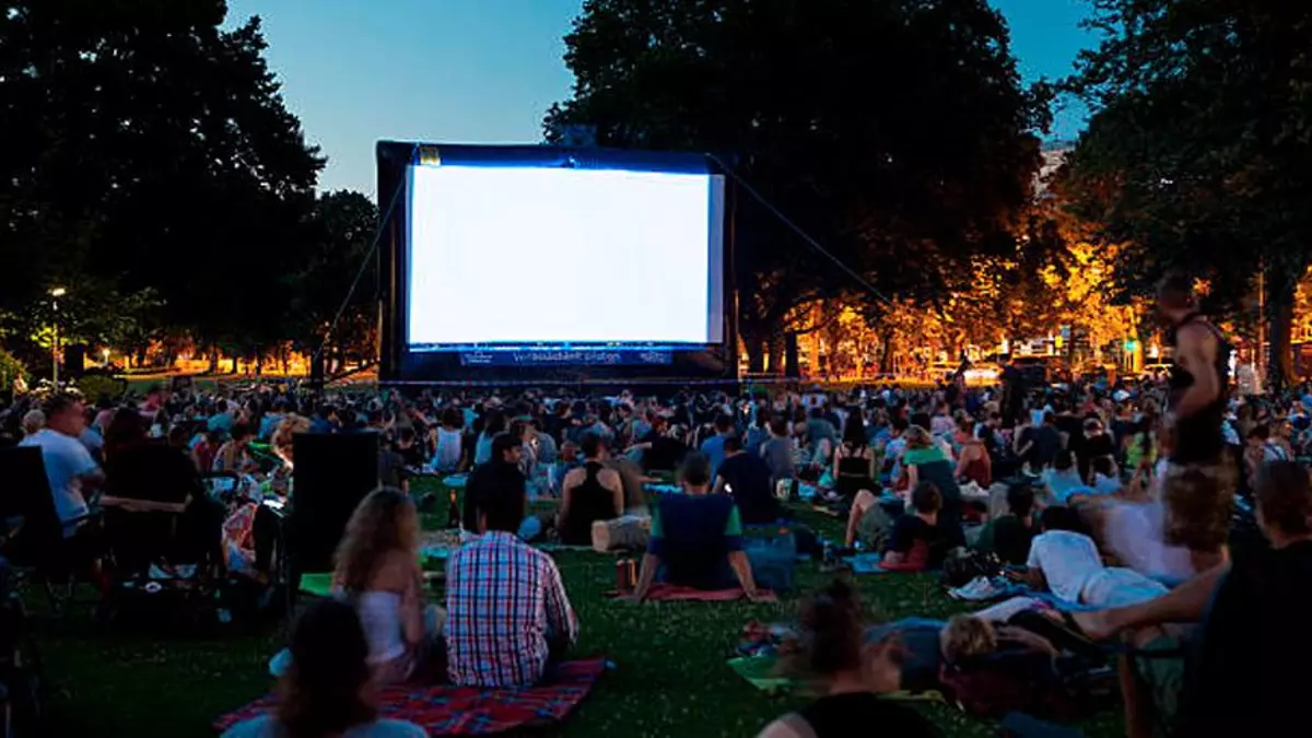 Desde clásicos a últimos estrenos: estas son todas las películas que proyectará el mejor cine de verano de Madrid