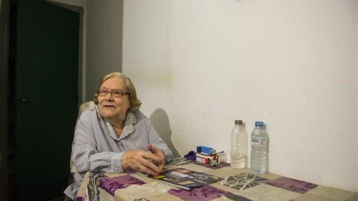Domicilio de dos abuelos que viven en situacion precaria en el poble nou