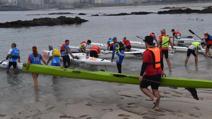 Cien palistas en Riazor y Oza por la Ocean Race