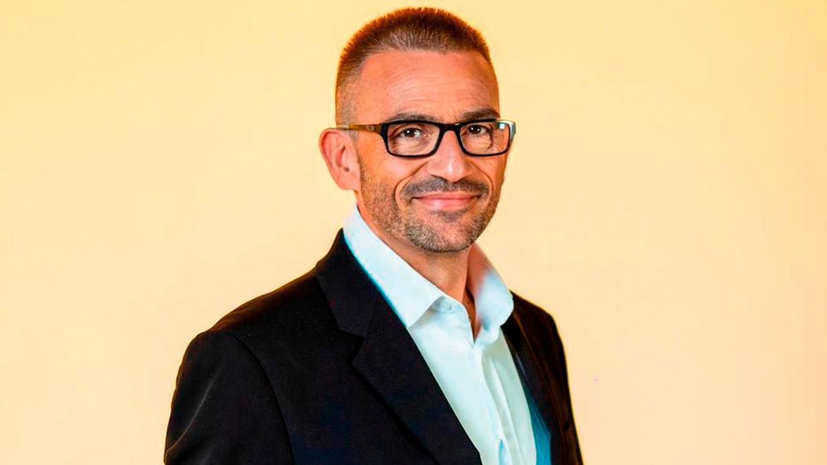 Juan Manuel García, invitado en el Club Faro.