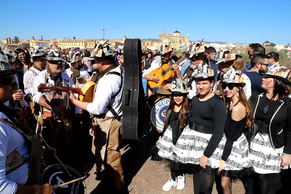 El Puente Romano se viste de Carnaval