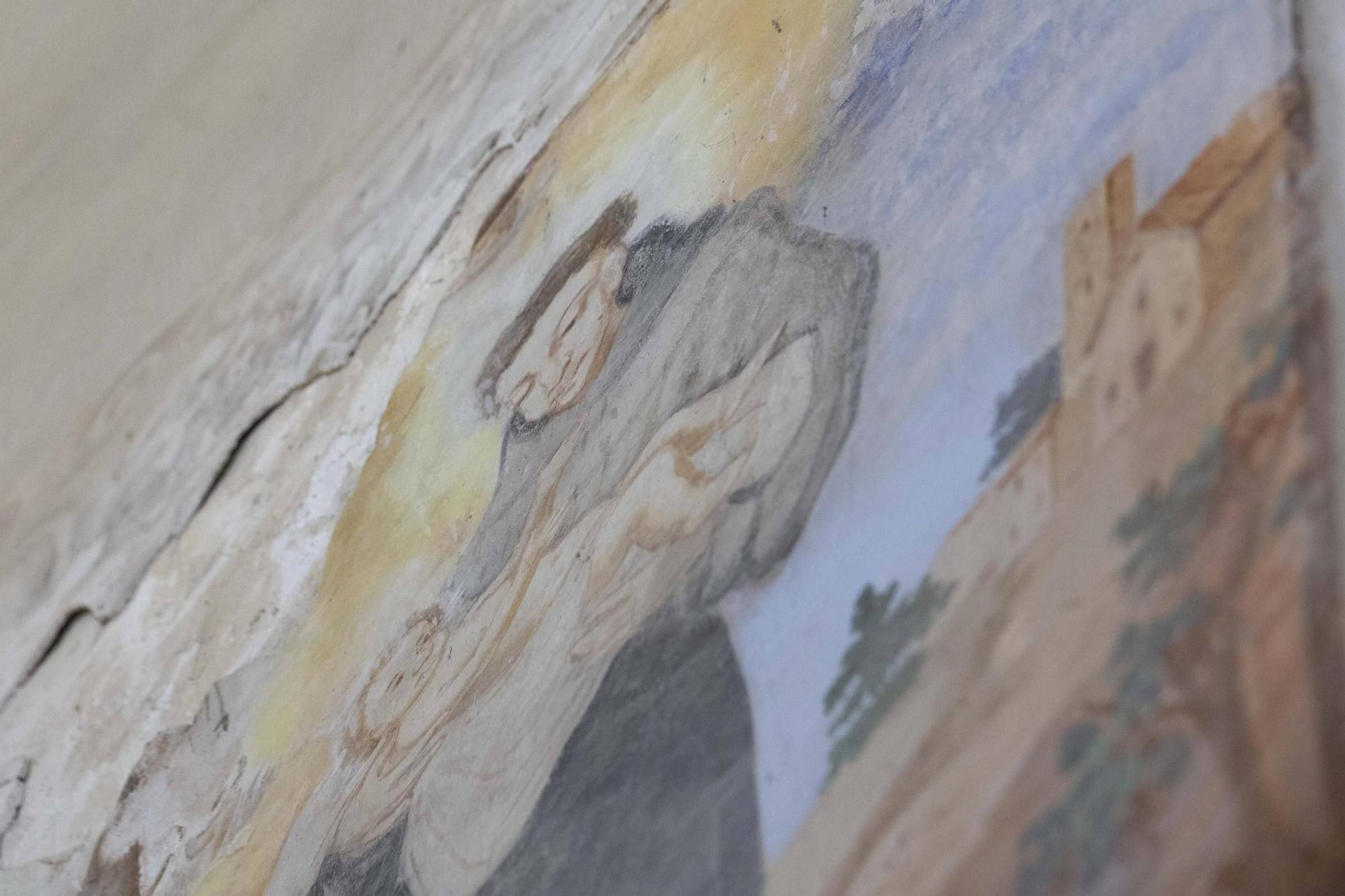 En busca de la financiación para restaurar las pinturas de la ermita de Sant Antonio en Bocairent