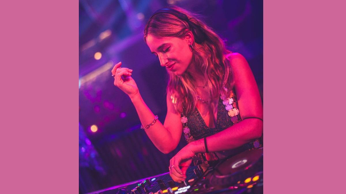 La dj e influencer Lola Bozzano será la gran protagonista de la fiesta en el Grau.