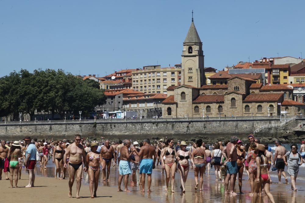 Día de playa en Asturias