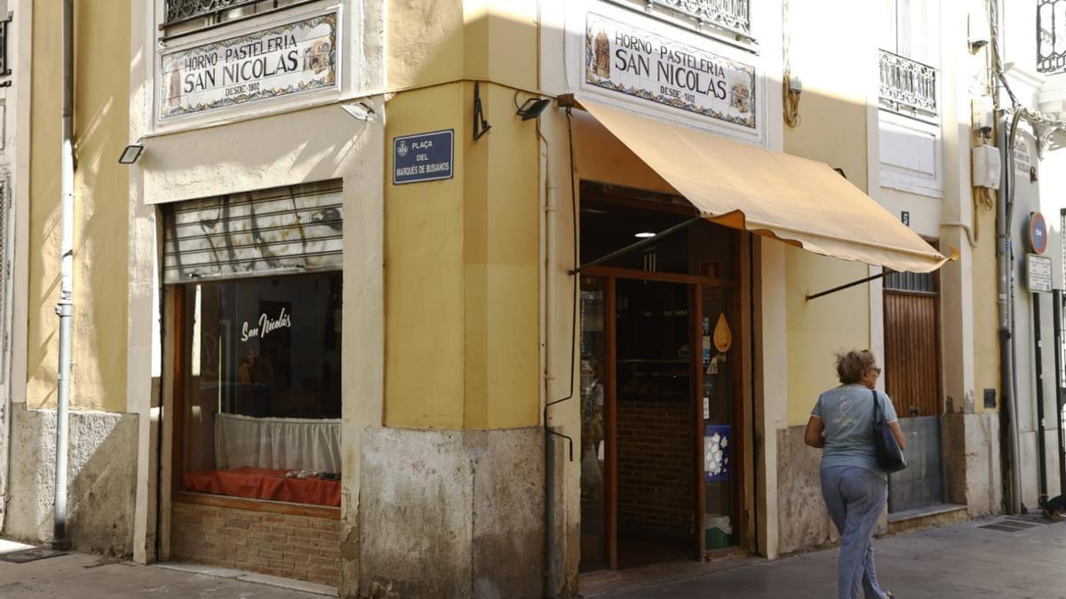 Cierra en València el histórico horno de San Nicolás.