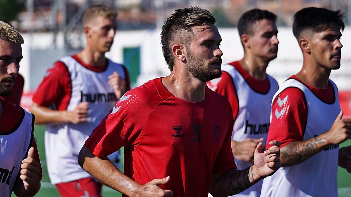 Sesión de entrenamiento del Real Murcia en el Municipal El Limonar, Santomera. | REAL MURCIA CF SAD