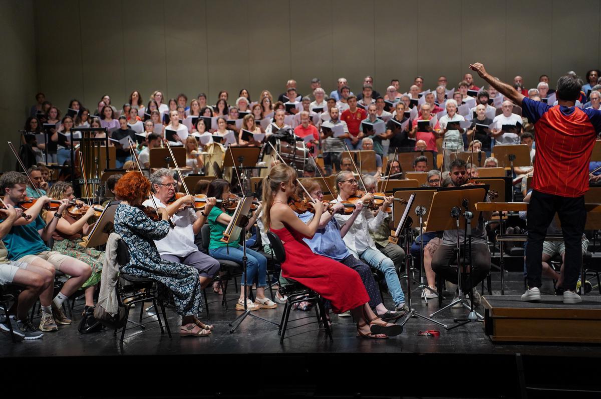 El ensayo del concierto participativo de la ROSS en imágenes