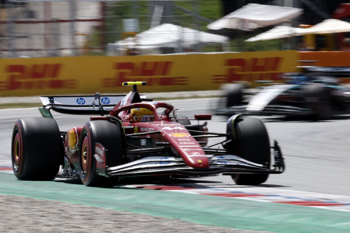Ferrari driver Lewis Hamilton of Britain steers his car during the Spanish Grand Prix Formula One race at the Barcelona Catalunya racetrack in Montmelo, near Barcelona, Spain, Sunday, June 1, 2025. (AP Photo/Joan Monfort)
