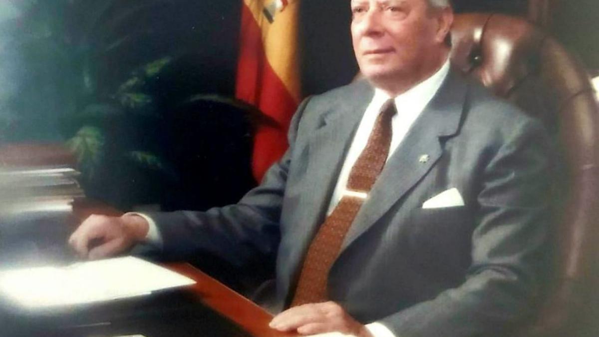 El «rei del port de Gandia» que causà  un conflicte entre Franco i Churchill |  