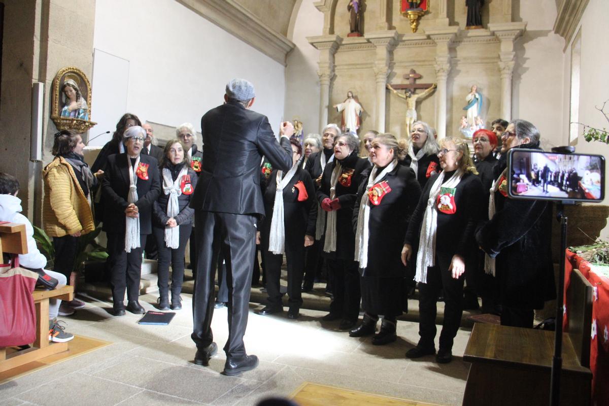 GALERÍA | Concierto de villancicos en Lubián